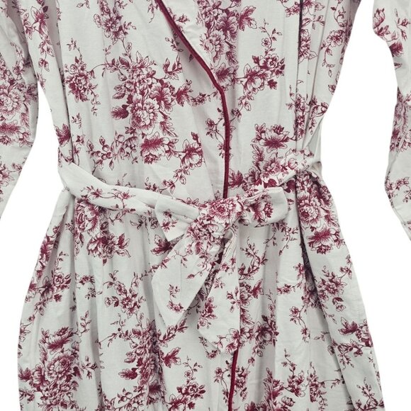 Charter Club Womens XL/XXL White Red Floral Toile Bathrobe NWT - Picture 3 of 7